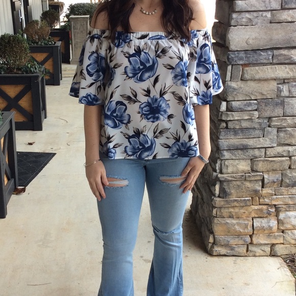 Blue floral print off the shoulder top - Picture 1 of 2